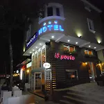 Town House Tiran