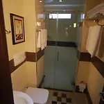 Town House Hotel 3*