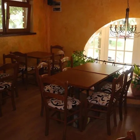 فندق Town House
