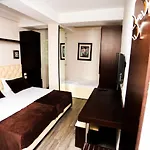 Hotel Town House Tirana