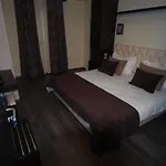 Hotel Town House 3*