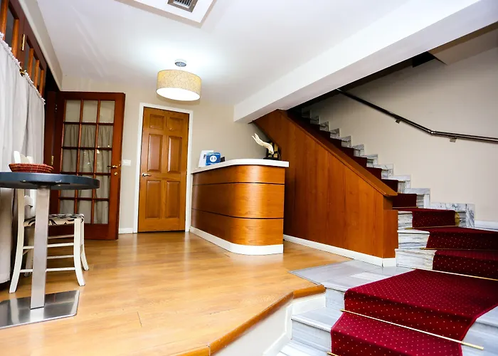 Town House ホテル 3*