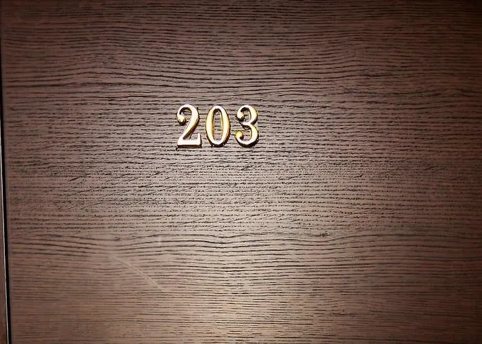 ホテル Town House ティラナ