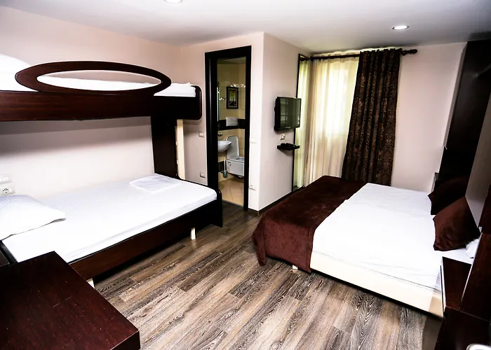 ホテル Town House 3*